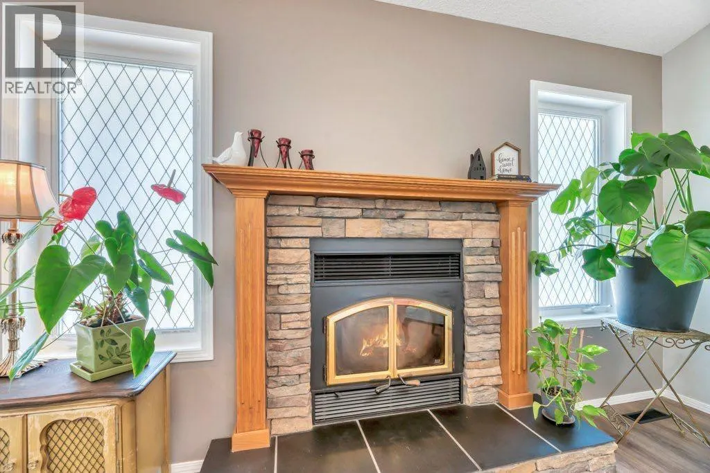 15 Henderson Bay NE