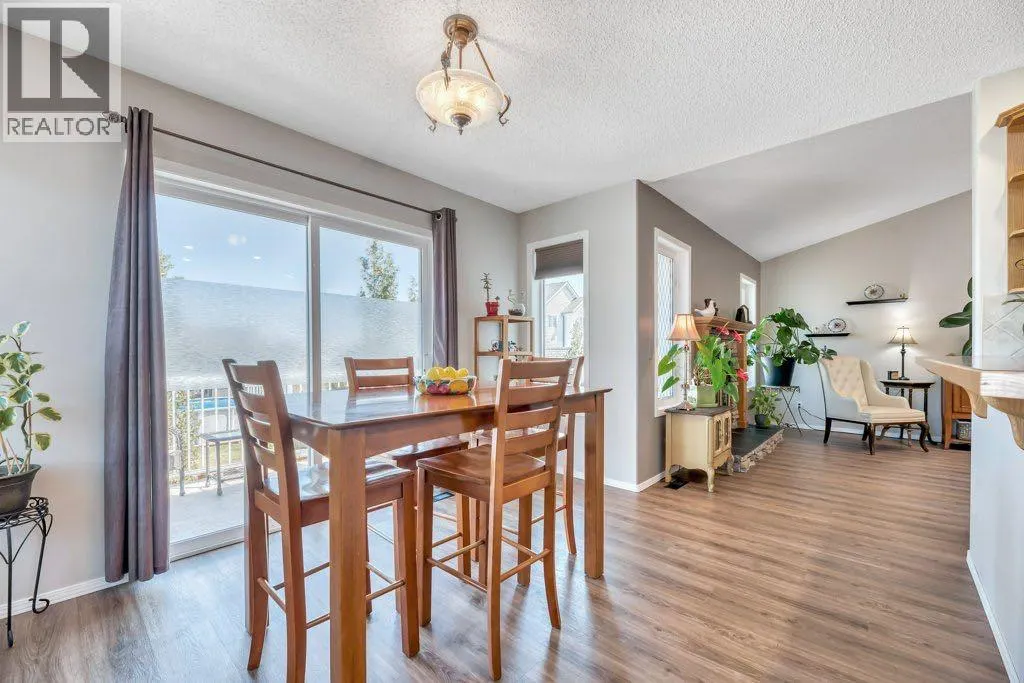 15 Henderson Bay NE