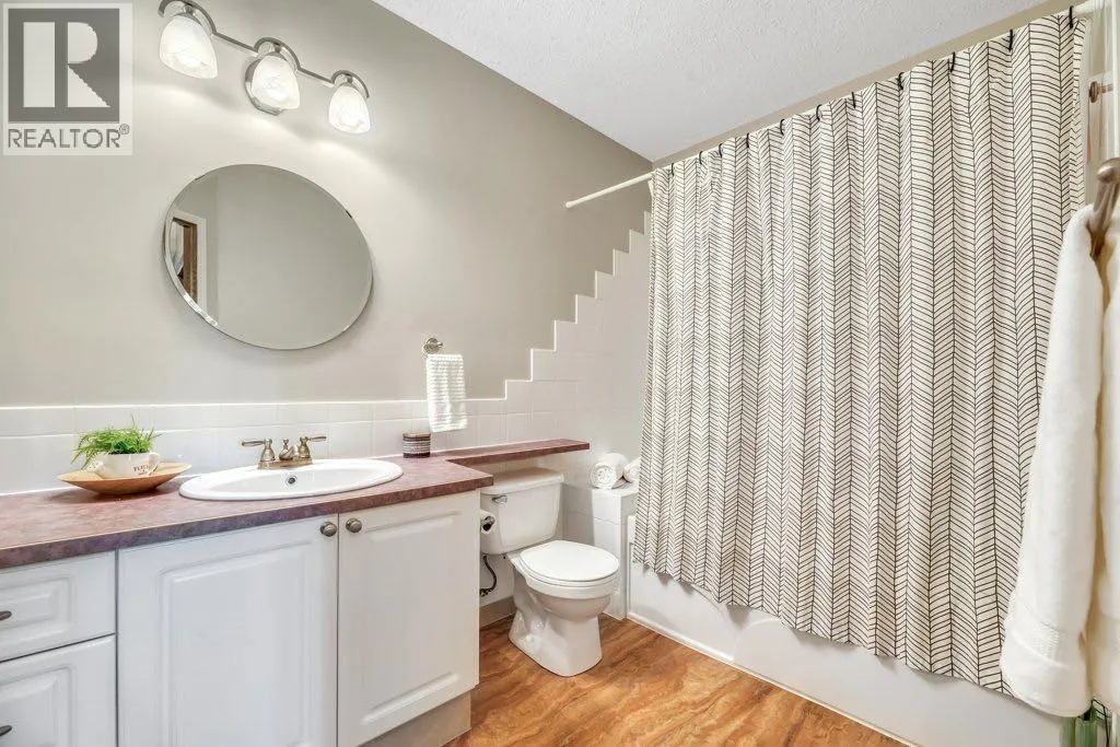 15 Henderson Bay NE