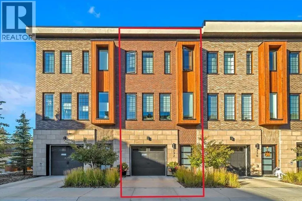 232, 81 Greenbriar Place NW