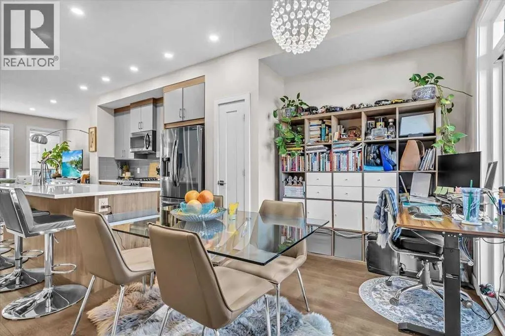 232, 81 Greenbriar Place NW