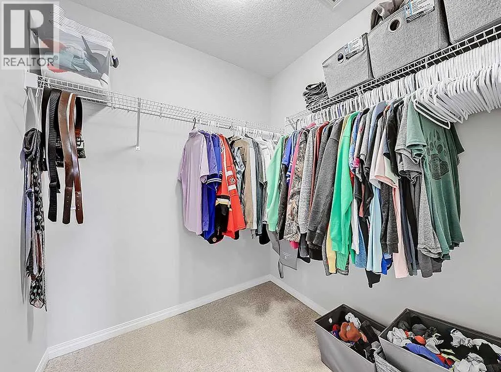 588 Evanston Link NW