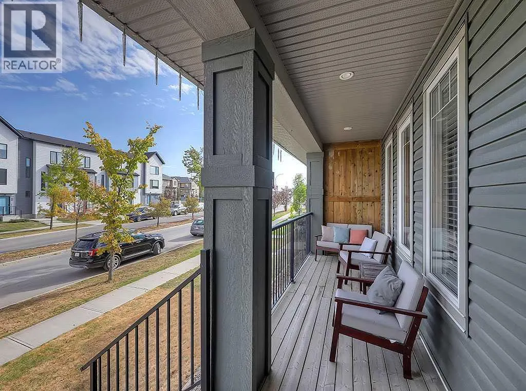 588 Evanston Link NW