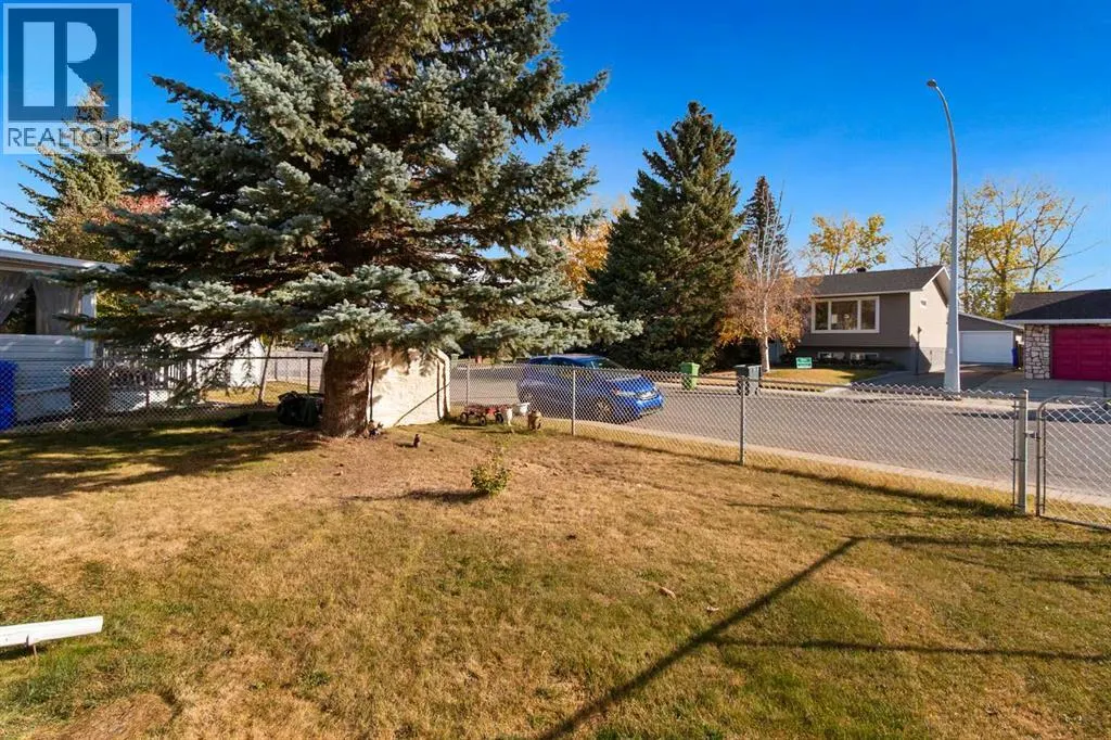 4102 Silverpark Estates Close