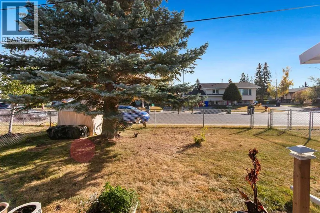 4102 Silverpark Estates Close