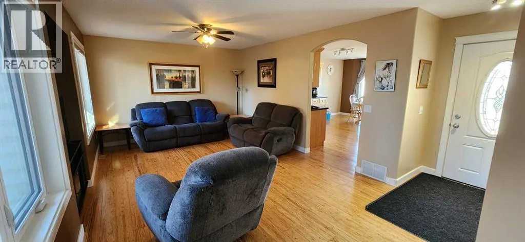 1506 Walter Place