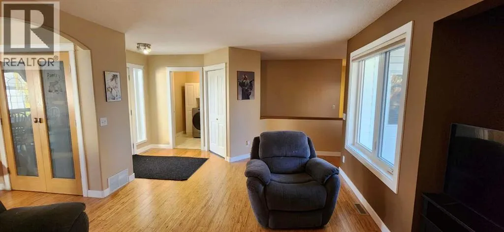 1506 Walter Place