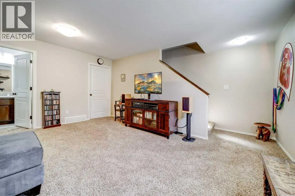 #6, 205 Lattice Perry Road N