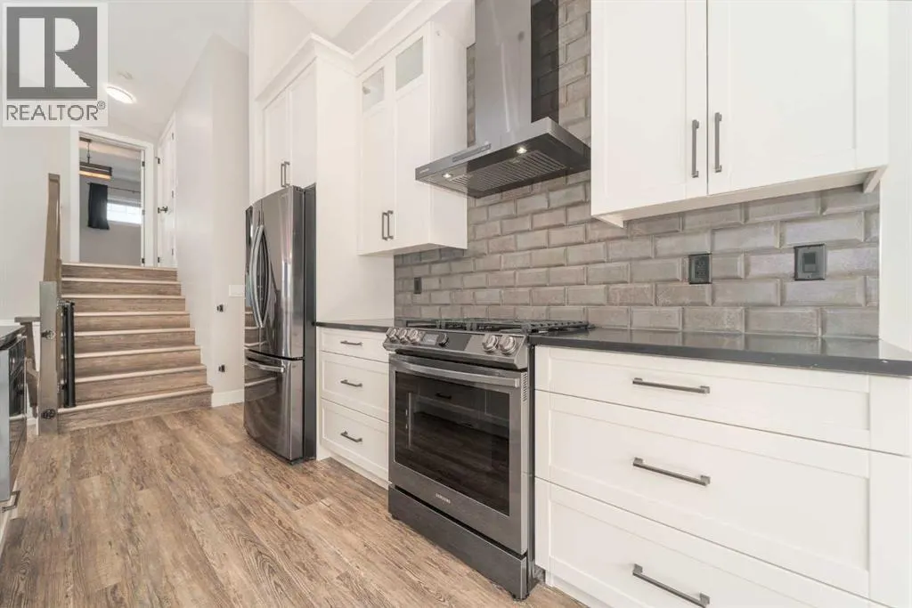 42 Riverwood Place SW