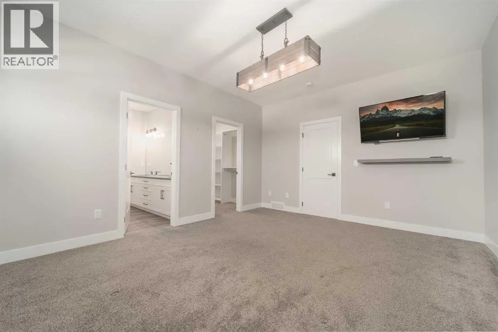 42 Riverwood Place SW