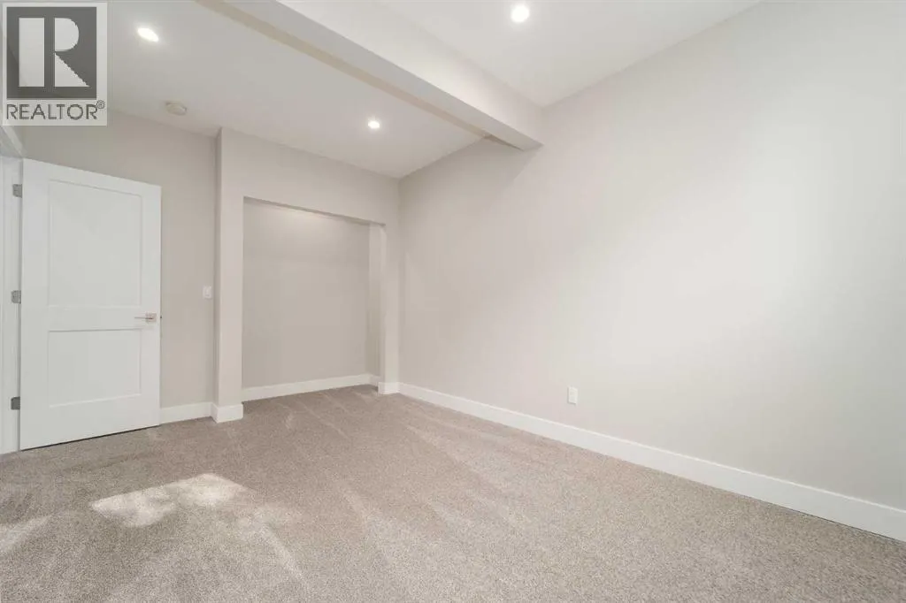 42 Riverwood Place SW