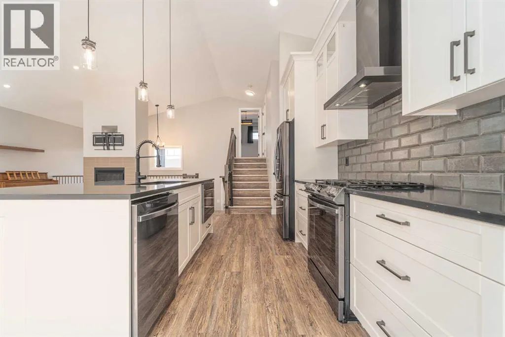 42 Riverwood Place SW