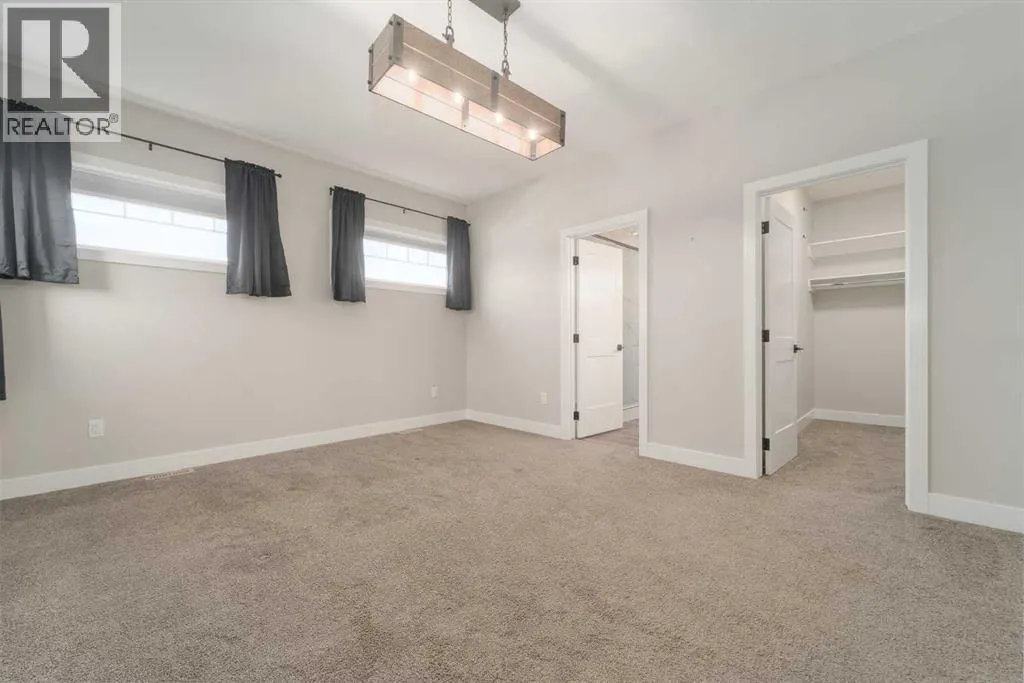 42 Riverwood Place SW