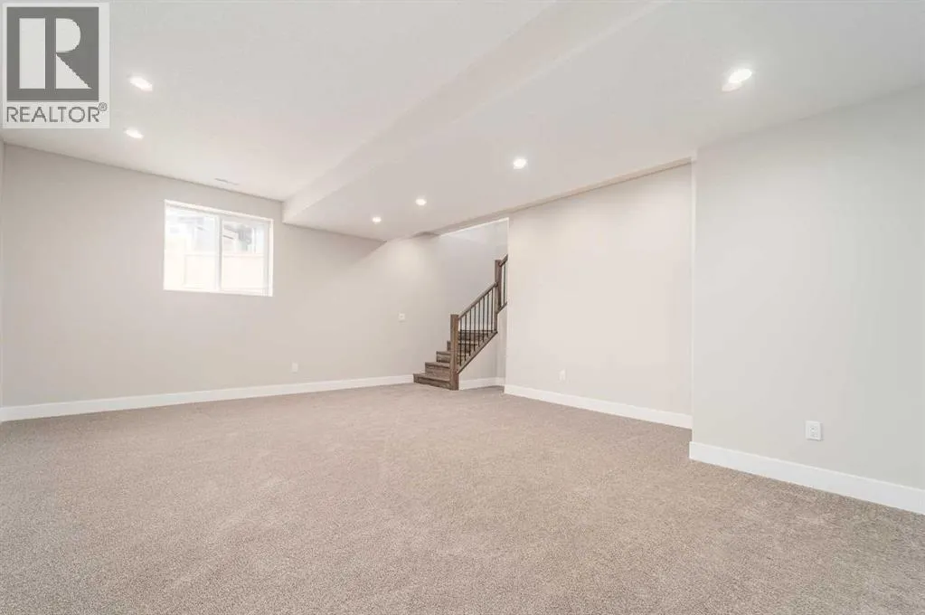 42 Riverwood Place SW