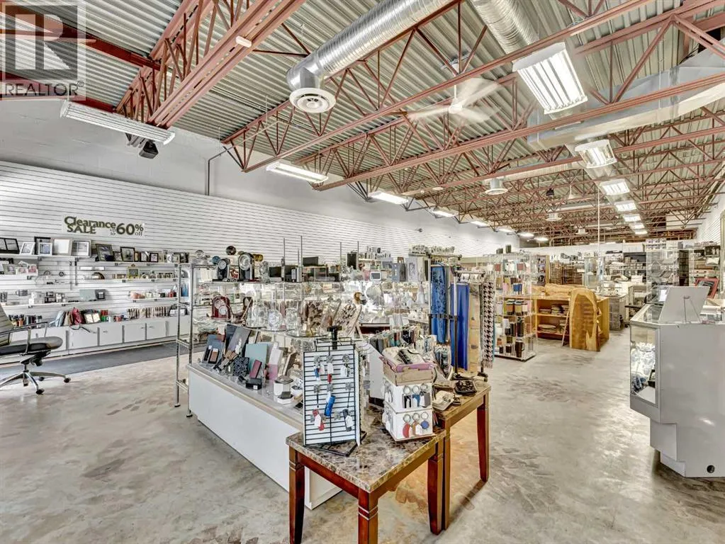 101, 1601 Dunmore Road SE