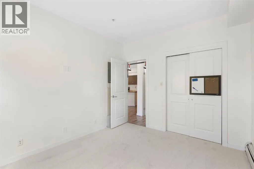 105, 100 Cranfield Common SE