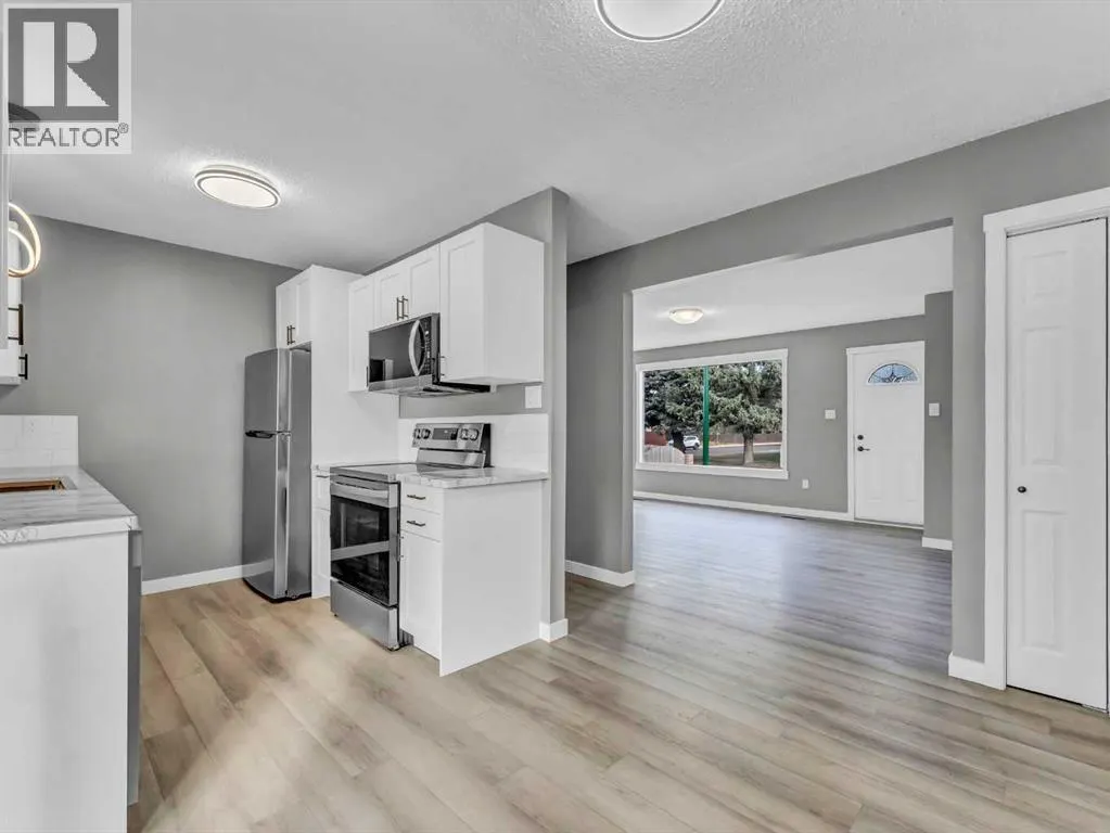 9 Rossmere Way SE
