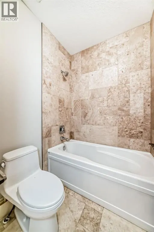 19 Aspen Ridge Heath SW