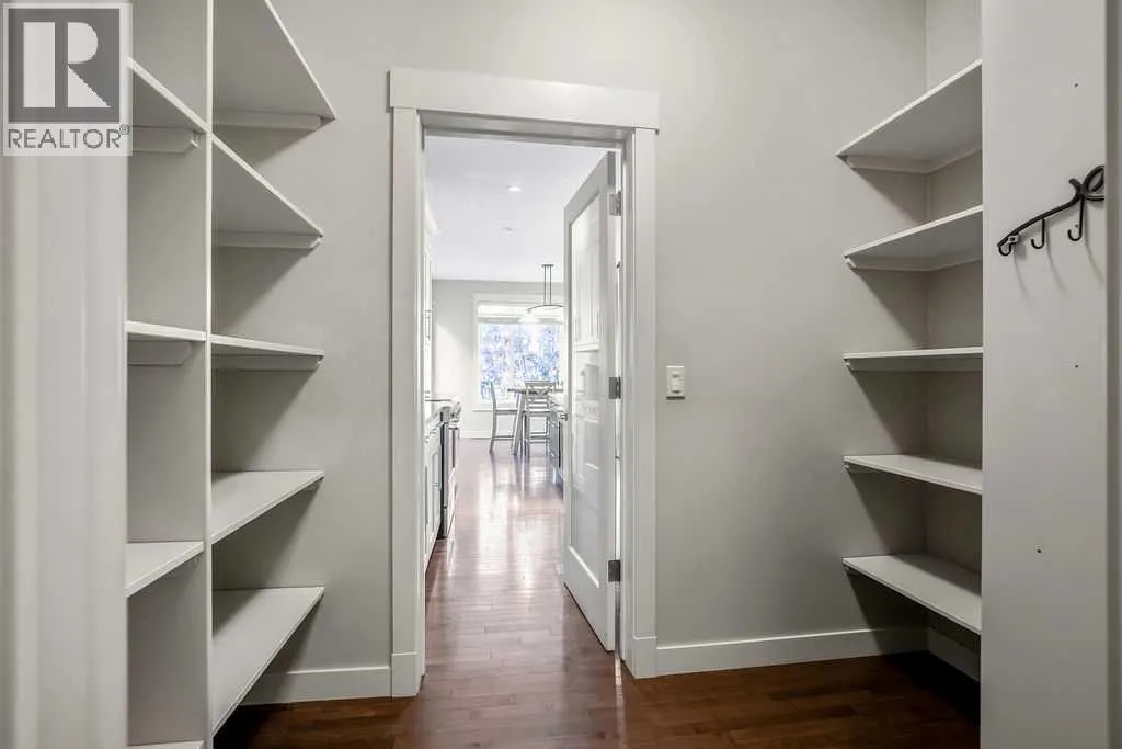 137 Magenta Crescent