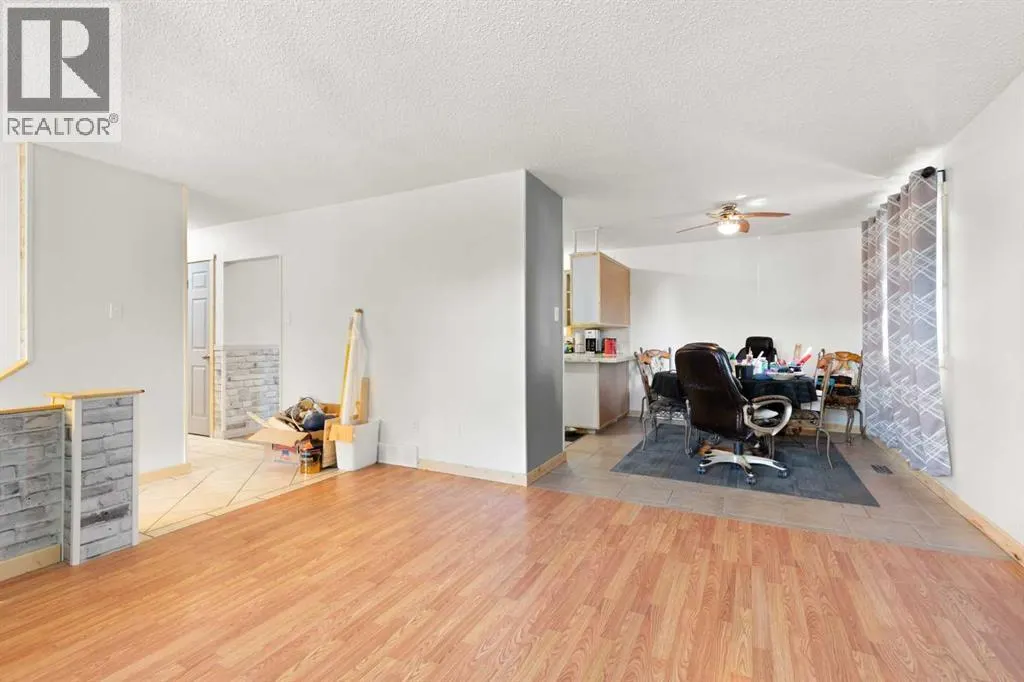 8 Cypress Way SE