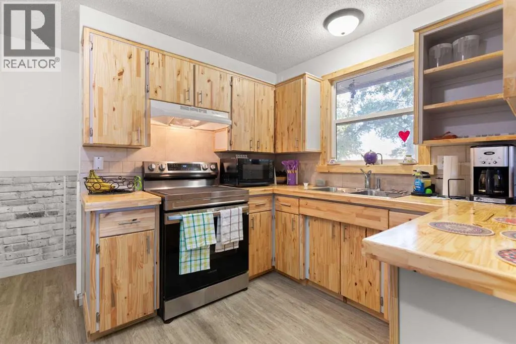 8 Cypress Way SE