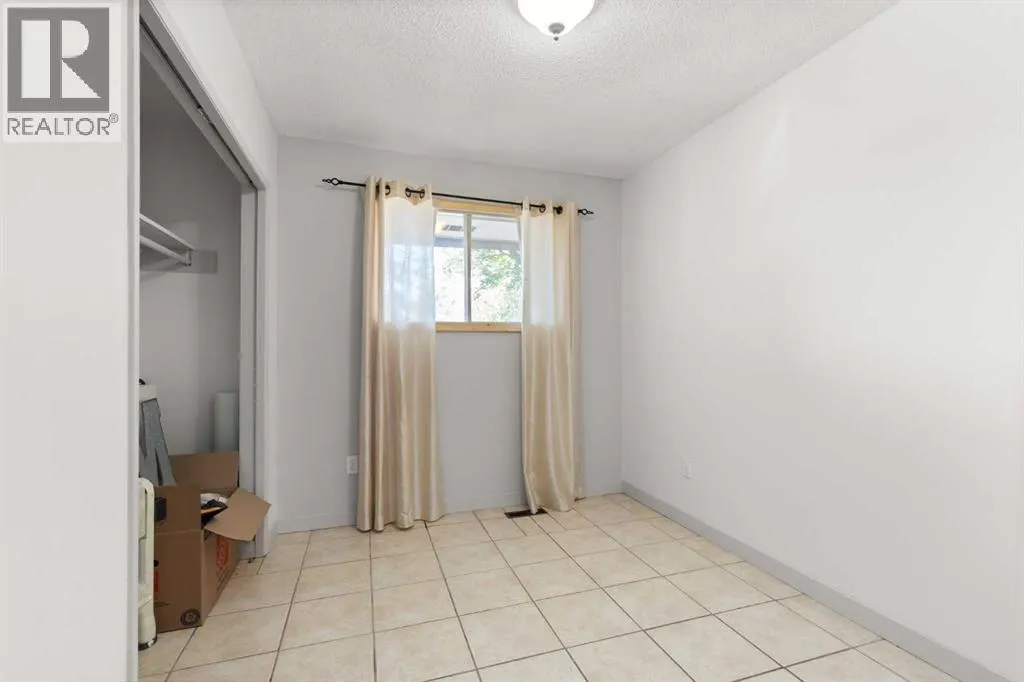 8 Cypress Way SE