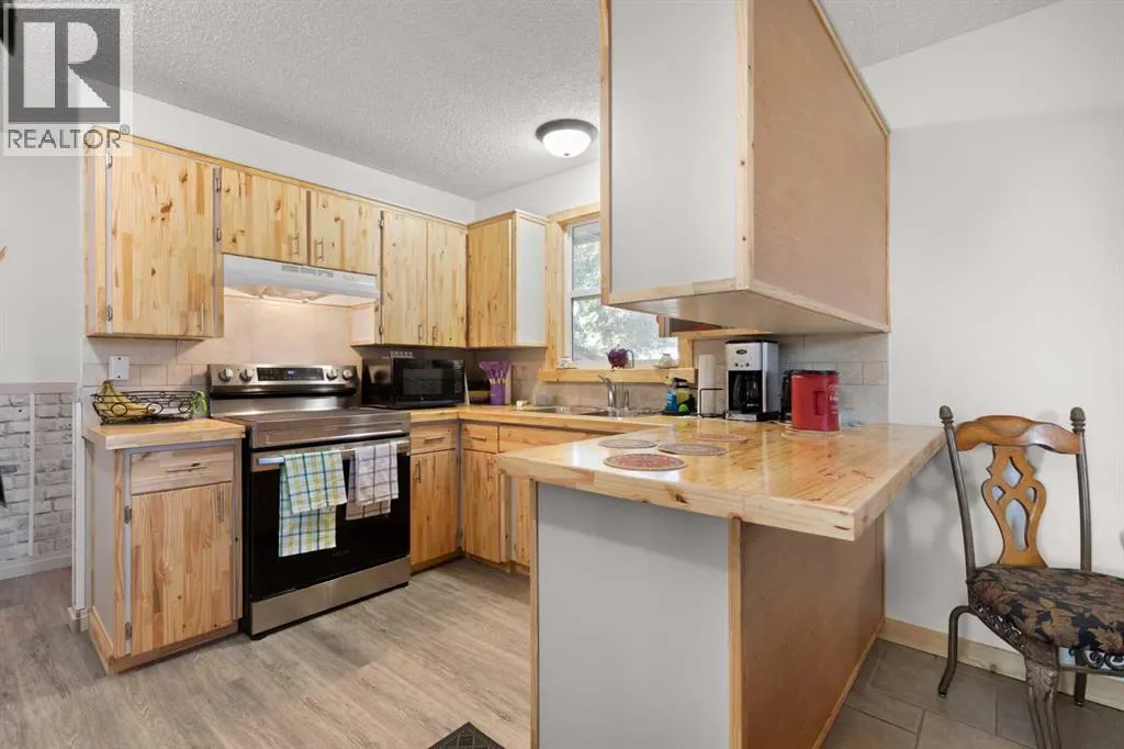 8 Cypress Way SE
