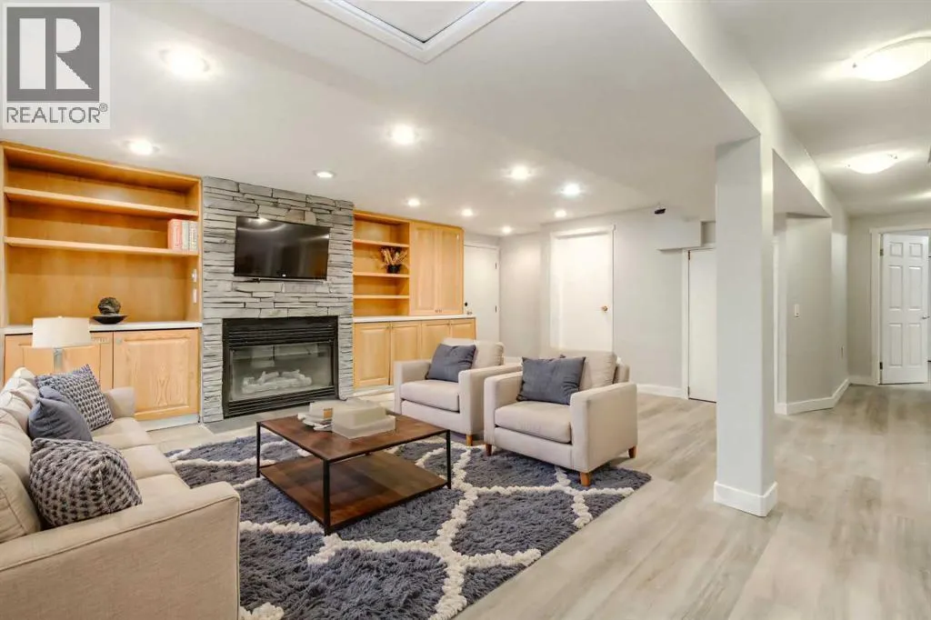511 Cedarille Crescent SW
