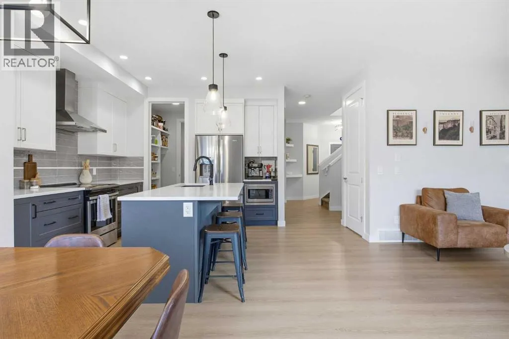 520 Kingsmere Way SE