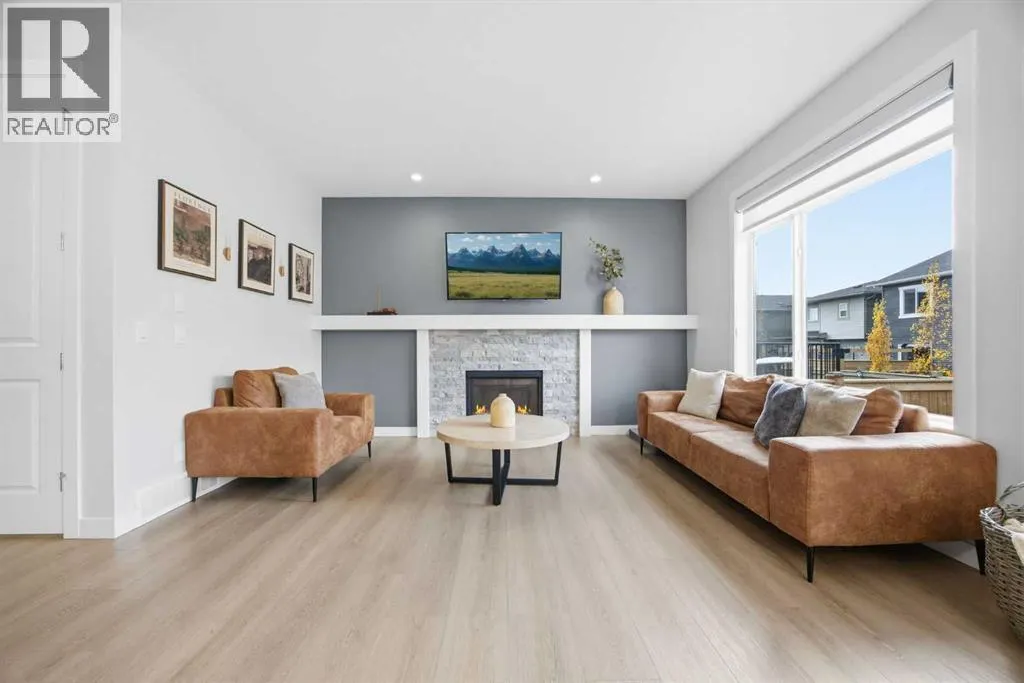 520 Kingsmere Way SE