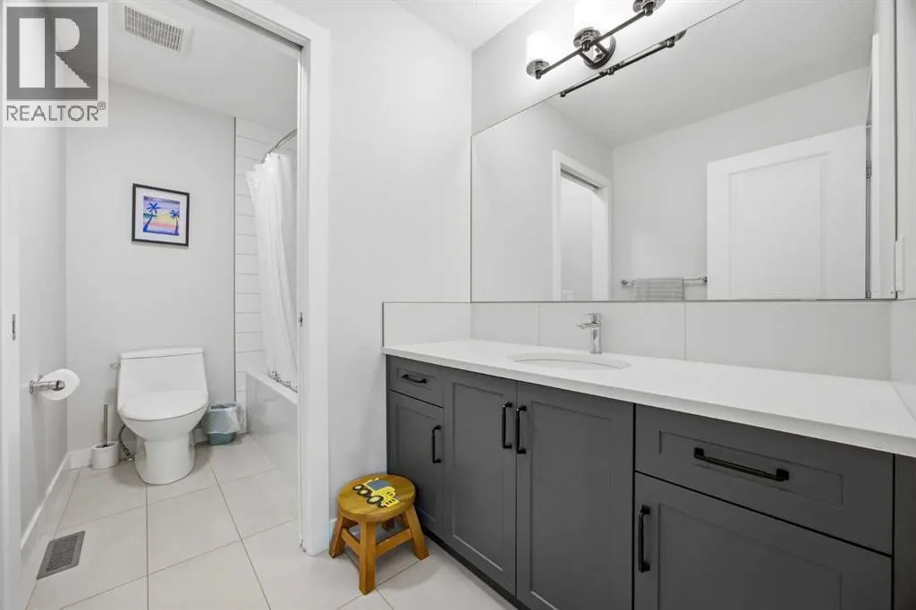 520 Kingsmere Way SE