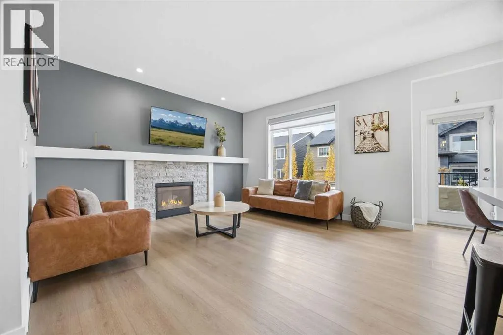 520 Kingsmere Way SE