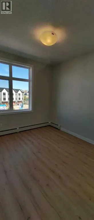 1304, 200 Seton Circle SE