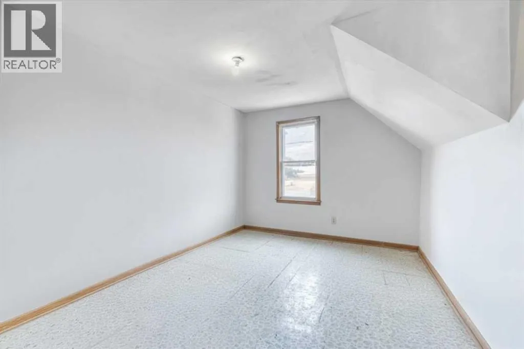 234075 Township Road 280