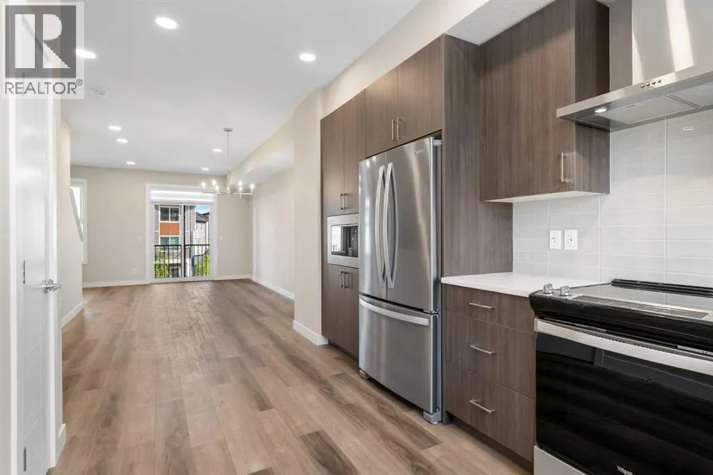 72, 285 Chelsea Court