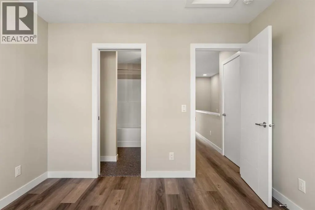 72, 285 Chelsea Court