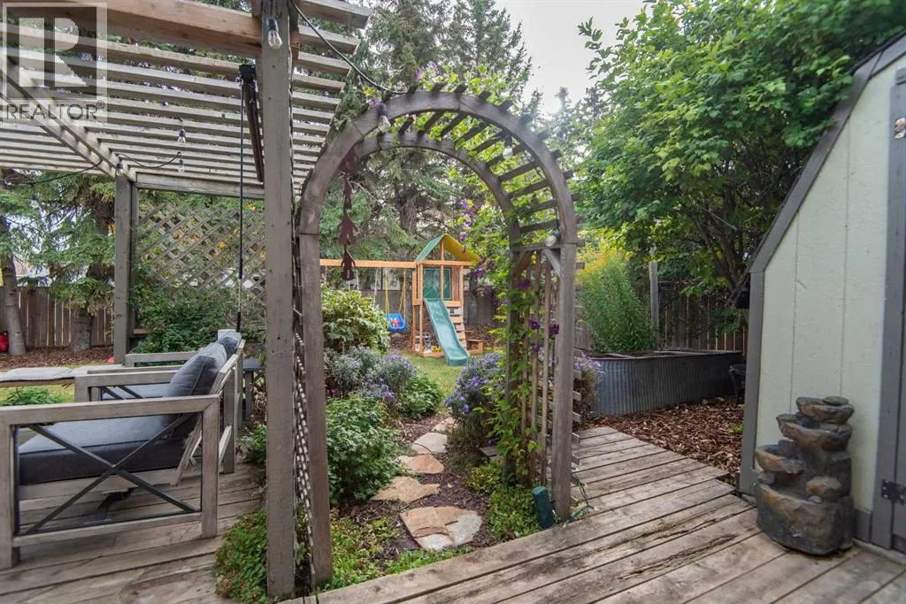 99 Pearson Crescent