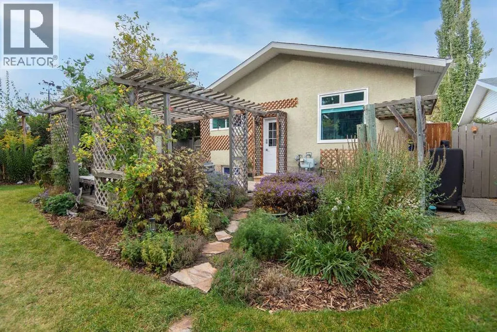 99 Pearson Crescent