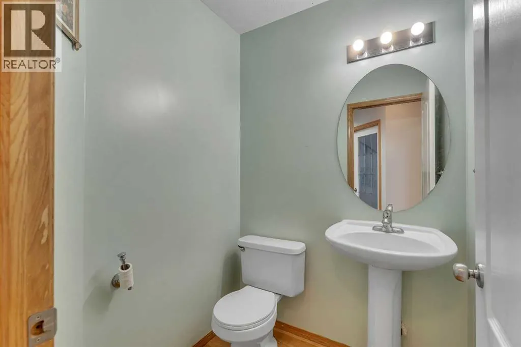 185 West Lakeview Drive