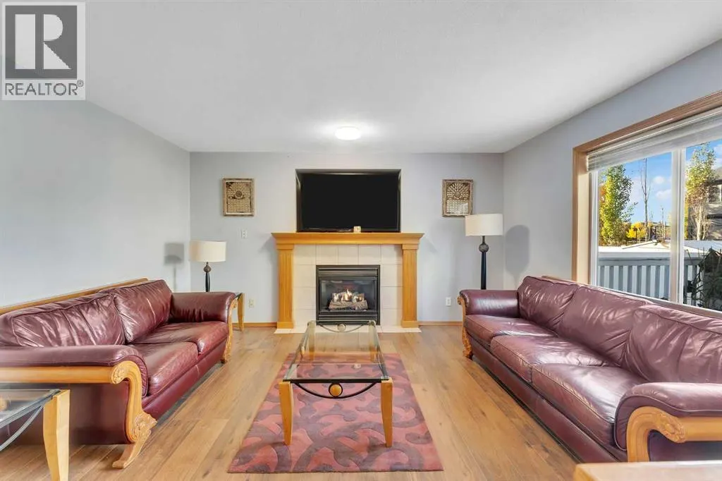 185 West Lakeview Drive