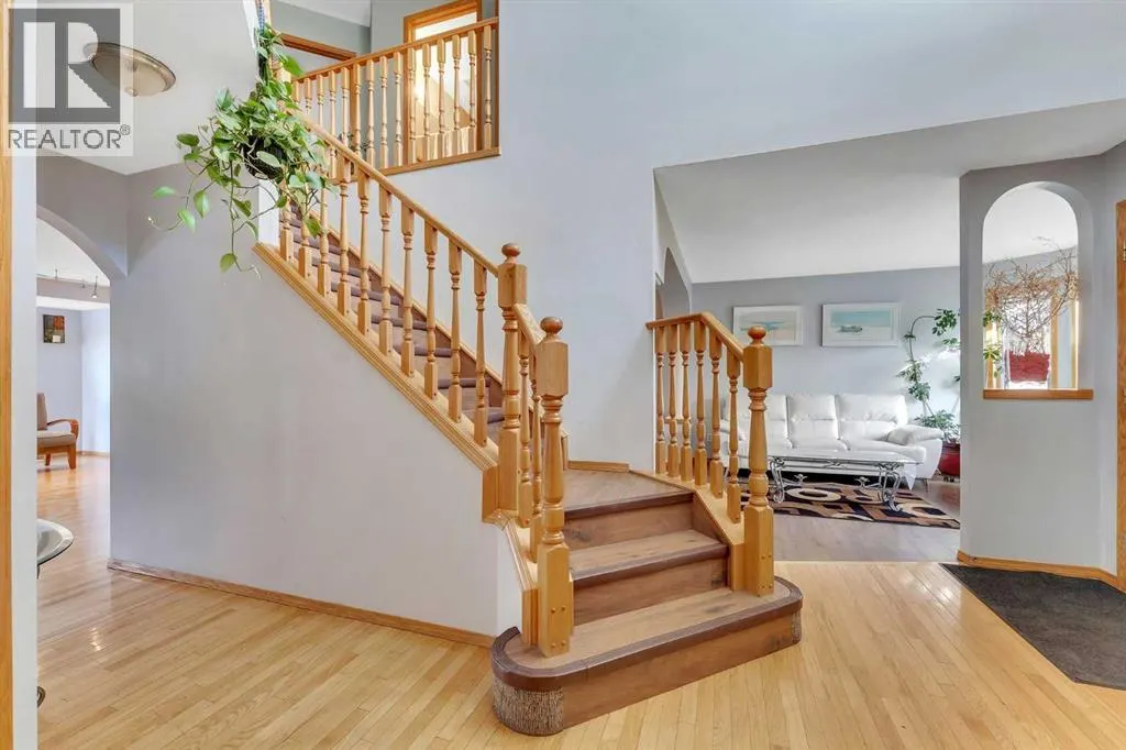 185 West Lakeview Drive