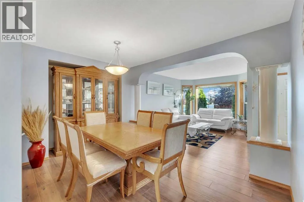 185 West Lakeview Drive