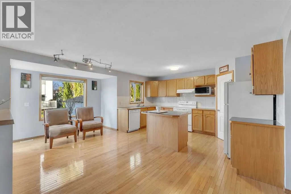 185 West Lakeview Drive