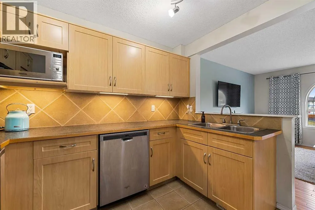 205 Bayside Point SW