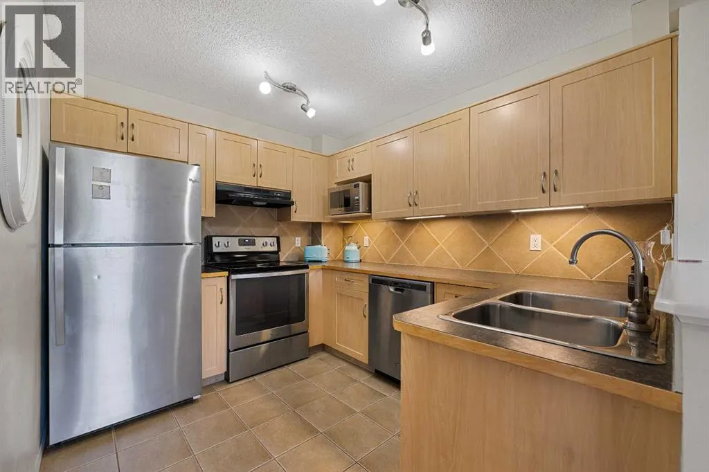 205 Bayside Point SW