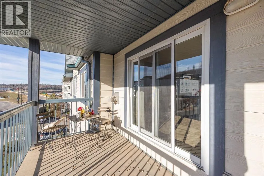 403, 100 Richard Street
