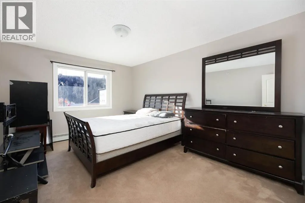403, 100 Richard Street