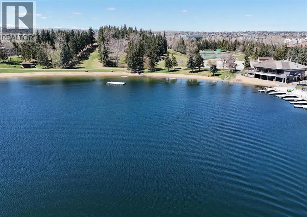17 Sunvale Crescent SE