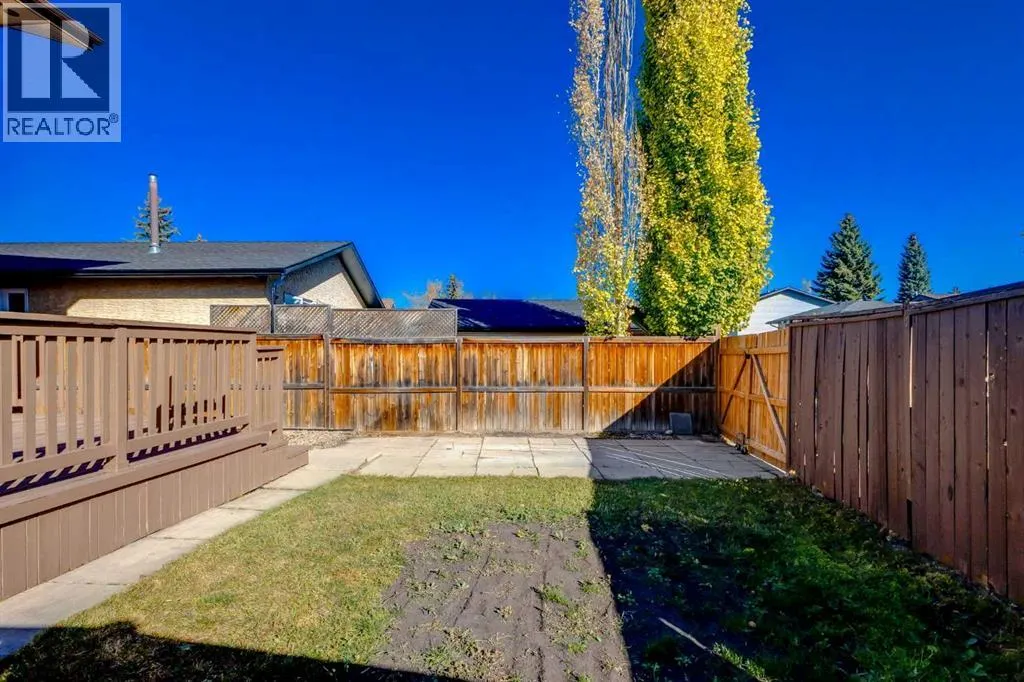 17 Sunvale Crescent SE