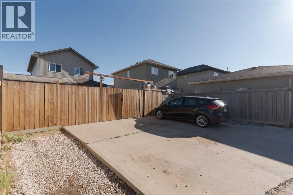 216 Coyote Crescent